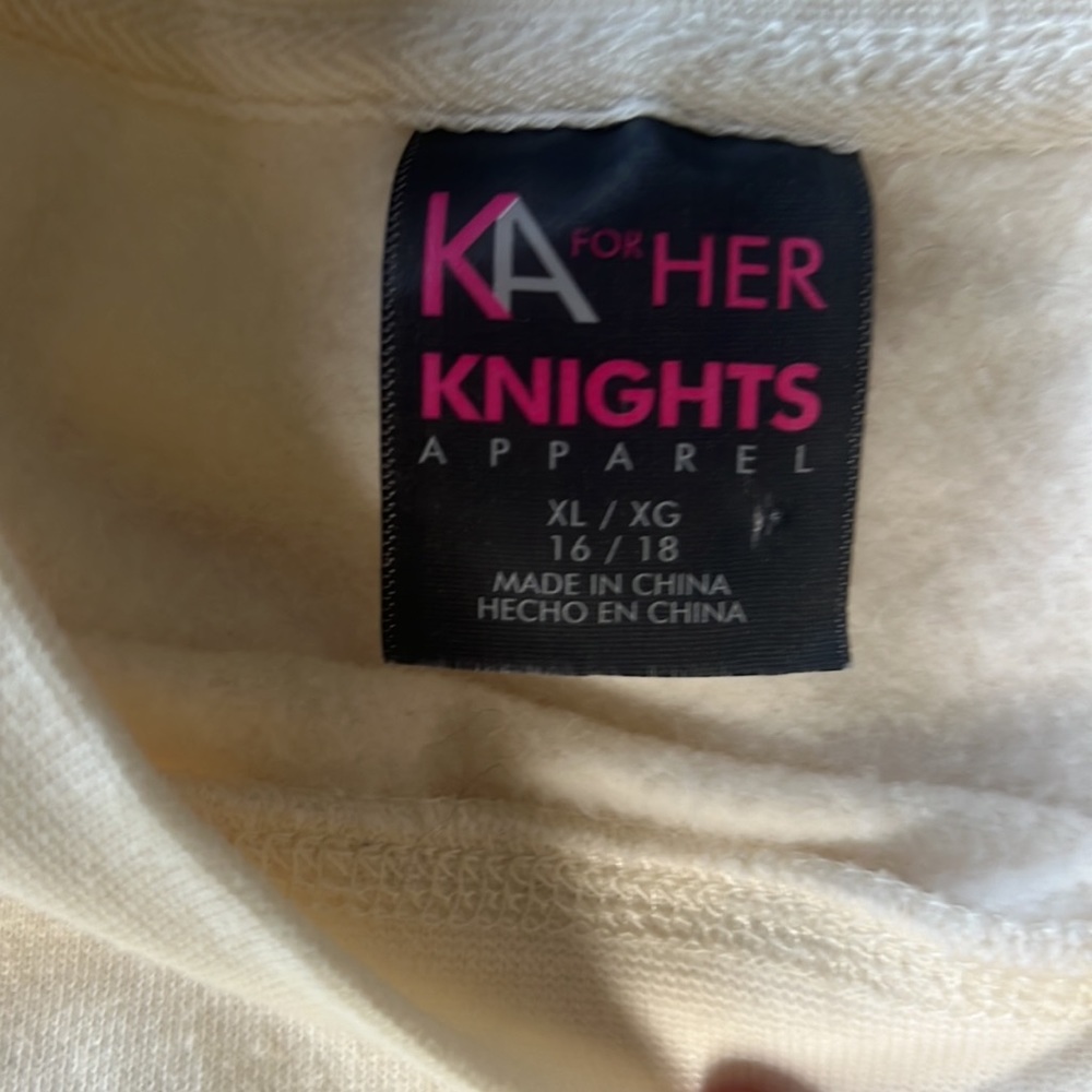 Crewneck - Picture 3 of 3